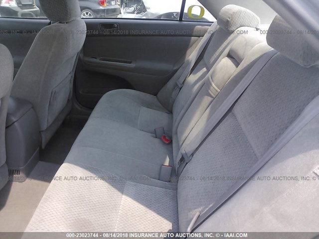 4T1BE32K34U913596 - 2004 TOYOTA CAMRY LE/XLE/SE Gümüş foto 8