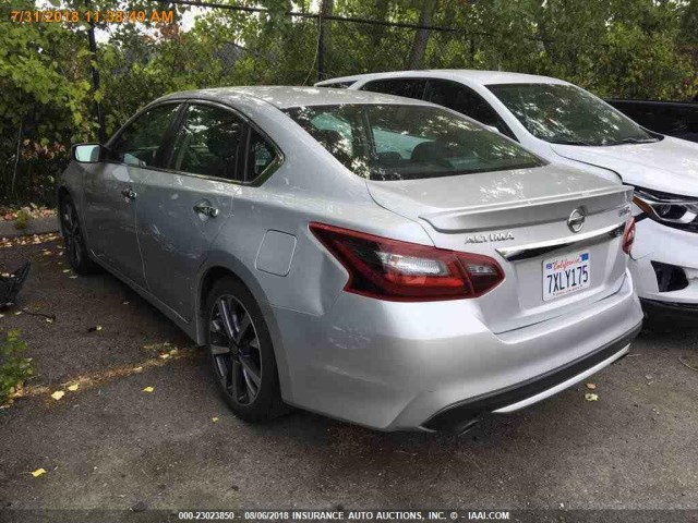 1N4BL3AP4HC194027 - 2017 NISSAN ALTIMA 3.5SL/3.5 SR SILVER photo 17