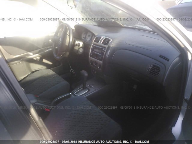JM1BJ246821487395 - 2002 MAZDA PROTEGE PR5 银色 照片 5