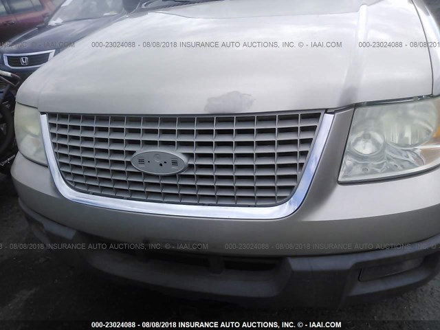 1FMPU16W74LA01862 - 2004 FORD EXPEDITION XLT GOLD photo 6