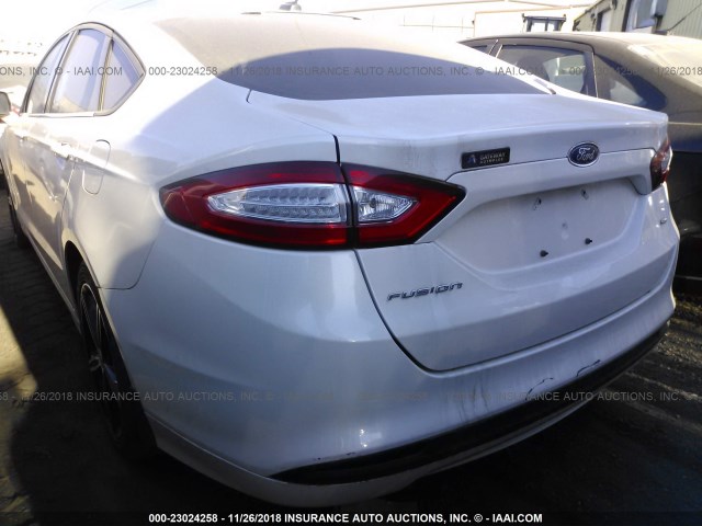 3FA6P0H7XDR344227 - 2013 FORD FUSION SE WHITE photo 3