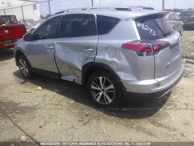 JTMWFREVXJJ180519 - 2018 TOYOTA RAV4 ADVENTURE/XLE 银色 照片 3