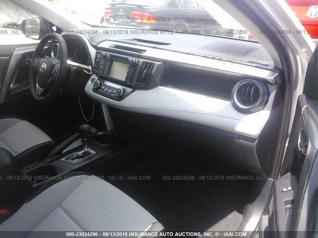 JTMWFREVXJJ180519 - 2018 TOYOTA RAV4 ADVENTURE/XLE 银色 照片 5