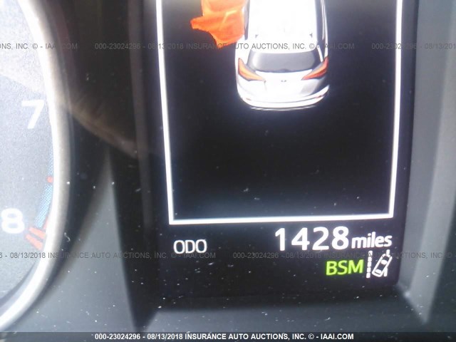 JTMWFREVXJJ180519 - 2018 TOYOTA RAV4 ADVENTURE/XLE 银色 照片 7