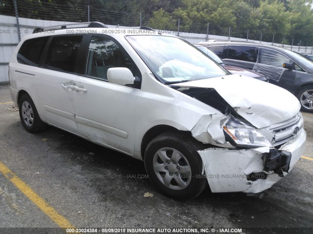 KNDMB233866055489 - 2006 KIA SEDONA EX/LX WHITE photo 1