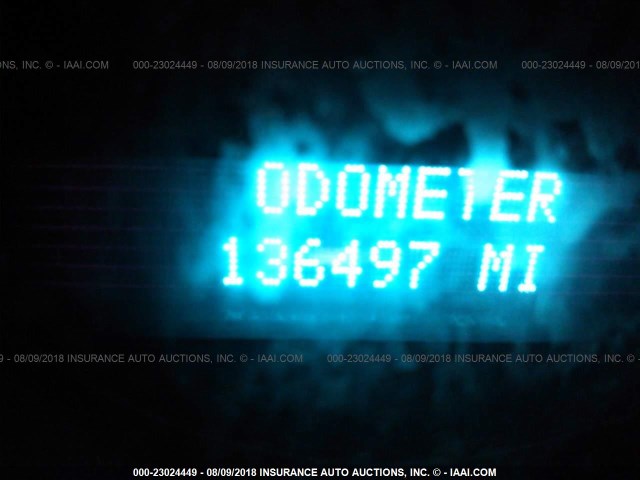 1GCEC14X37Z635522 - 2007 CHEVROLET SILVERADO C1500 CLASSIC WHITE photo 7