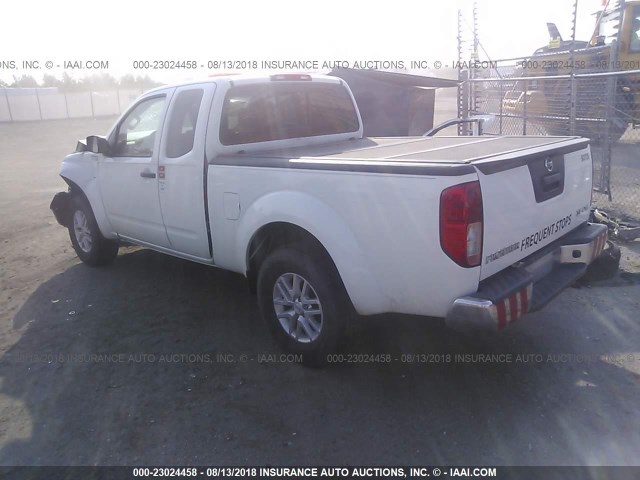 1N6AD0CW9GN903475 - 2016 NISSAN FRONTIER SV/PRO-4X WHITE photo 3