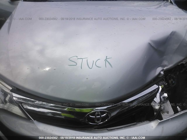 4T1BF1FK5DU211131 - 2013 TOYOTA CAMRY L/SE/LE/XLE 银色 照片 10