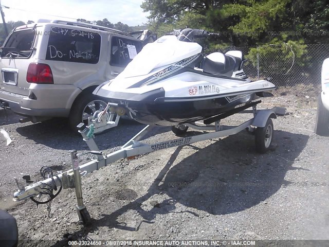 00000YAMA0270E616 - 2016 YAMAHA WAVERUNNER WHITE photo 2