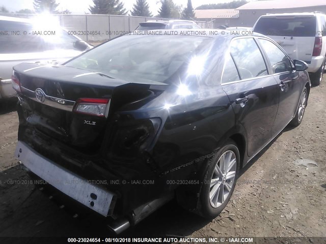 4T4BF1FKXCR205376 - 2012 TOYOTA CAMRY SE/LE/XLE შავი ფოტო 4