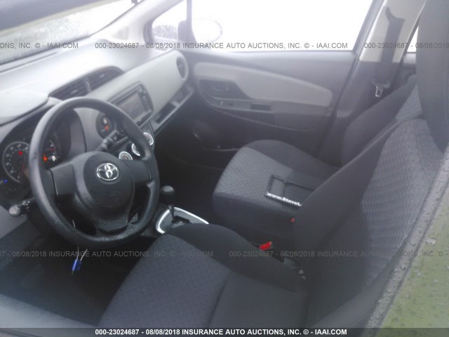 VNKKTUD36GA058881 - 2016 TOYOTA YARIS L/LE/SE SILVER photo 5