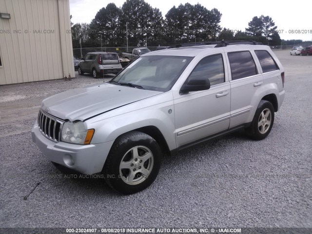 1J4HR58N75C521299 - 2005 JEEP GRAND CHEROKEE LIMITED SILVER photo 2
