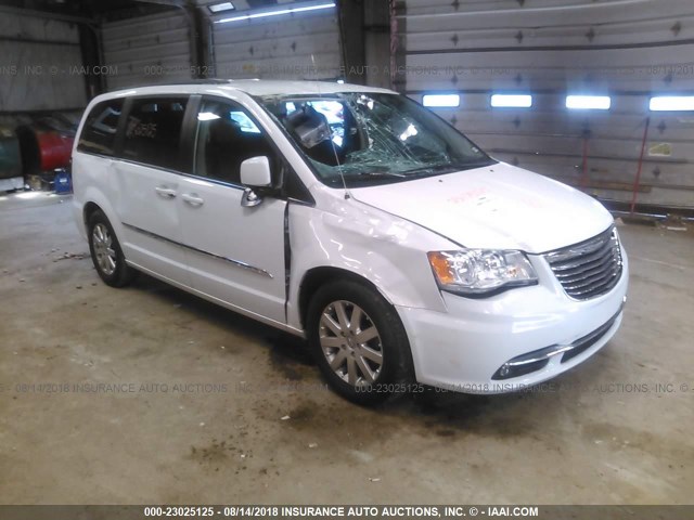 2C4RC1BG1FR656124 - 2015 CHRYSLER TOWN & COUNTRY TOURING WHITE photo 1