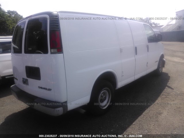 1GCFG25R411154831 - 2001 CHEVROLET EXPRESS G2500  WHITE photo 4