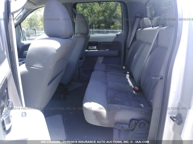 1FTPW12565FA83143 - 2005 FORD F150 SUPERCREW SILVER photo 8