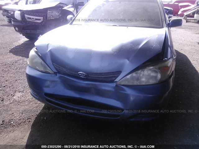 4T1BE32K64U878519 - 2004 TOYOTA CAMRY LE/XLE/SE 浅蓝色 照片 6