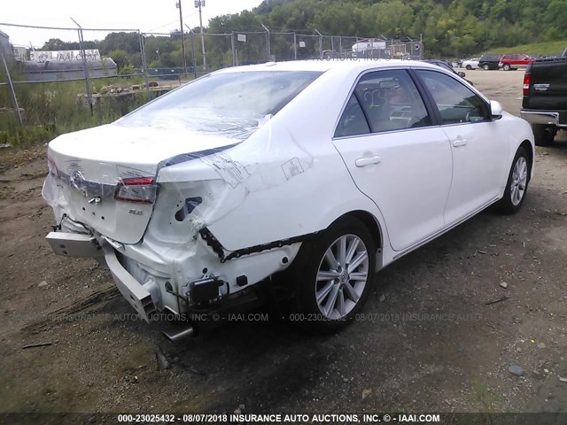 4T1BF1FKXEU869948 - 2014 TOYOTA CAMRY L/SE/LE/XLE 白色 照片 4