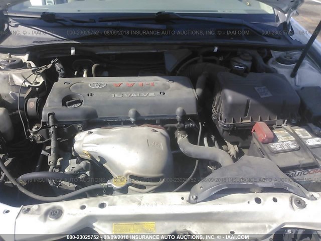 4T1BE32K62U058051 - 2002 TOYOTA CAMRY LE/XLE/SE Ақ фото 10