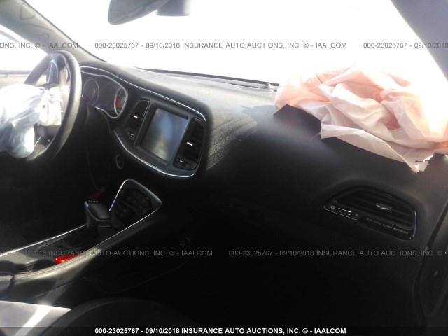 2C3CDZFJ0GH264156 - 2016 DODGE CHALLENGER R/T SCAT PACK BLACK photo 5