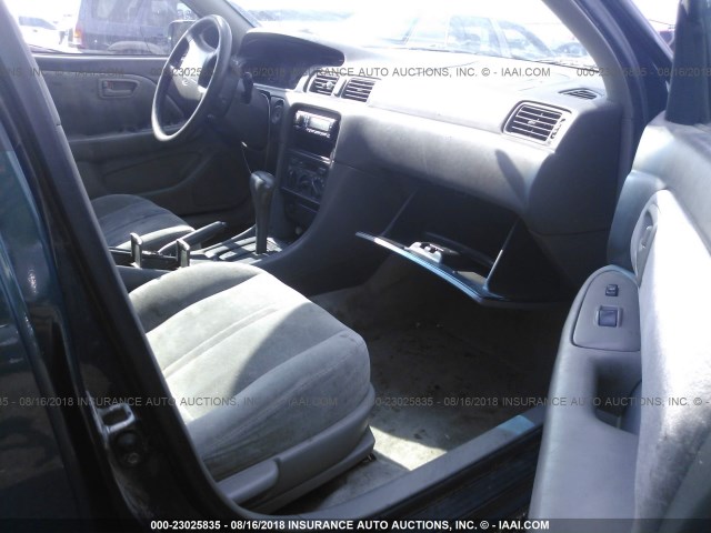 JT2BG22K2W0152278 - 1998 TOYOTA CAMRY CE/LE/XLE 绿色 照片 5