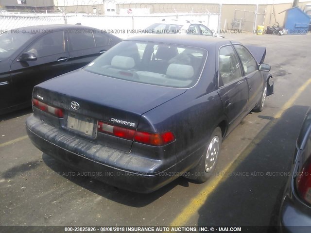 JT2BG22K8V0056184 - 1997 TOYOTA CAMRY LE/XLE 蓝色 照片 4