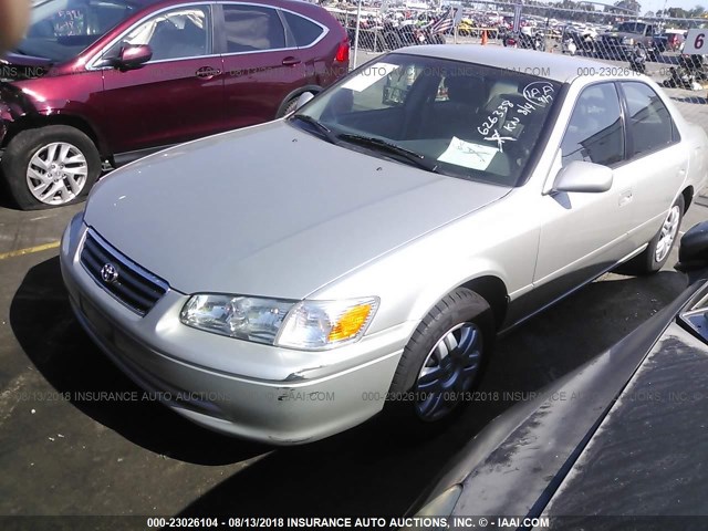 4T1BG22K0YU626338 - 2000 TOYOTA CAMRY CE/LE/XLE 灰色 照片 2