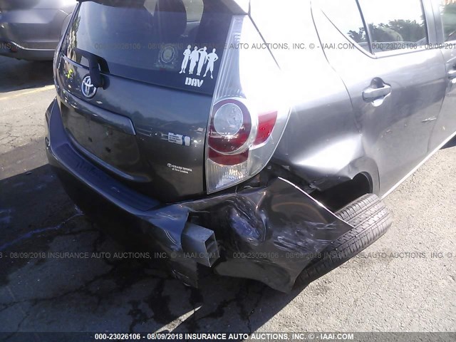 JTDKDTB39D1549458 - 2013 TOYOTA PRIUS C GRAY photo 6