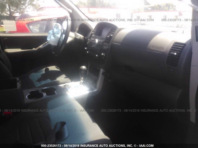 5N1AR1NB7CC631093 - 2012 NISSAN PATHFINDER S/LE/SE GRAY photo 5