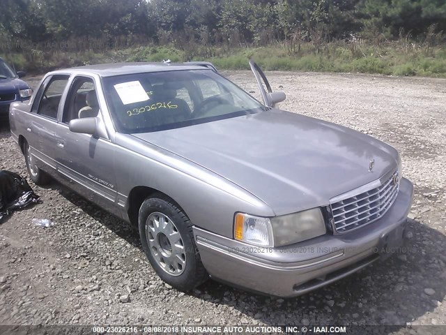 1G6KF5491WU770547 - 1998 CADILLAC DEVILLE CONCOURS SILVER photo 1