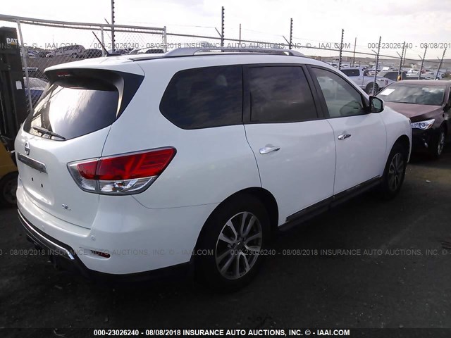 5N1AR2MN8DC607470 - 2013 NISSAN PATHFINDER S/SV/SL/PLATINUM WHITE photo 4