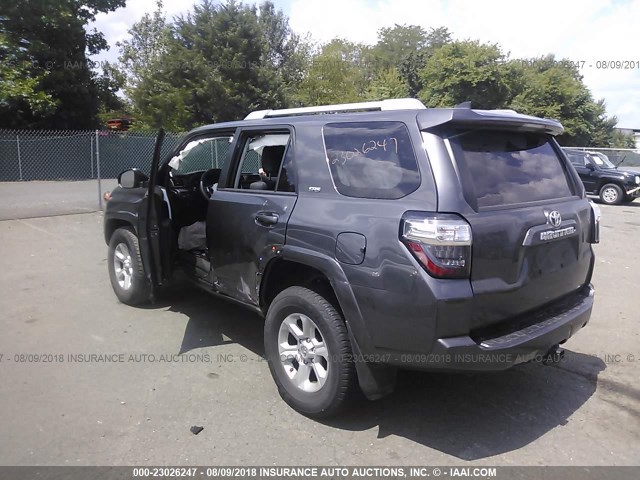 JTEBU5JR6G5299798 - 2016 TOYOTA 4RUNNER SR5 PREM/LTDL/TRAIL/TRD GRAY photo 3