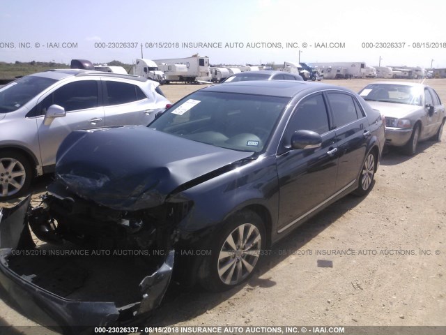 4T1BK3DB5BU428055 - 2011 TOYOTA AVALON LIMITED GRAY photo 2