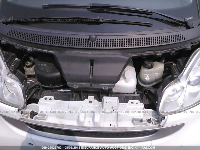 WMEEJ3BA2CK570263 - 2012 SMART FORTWO PURE/PASSION WHITE photo 10