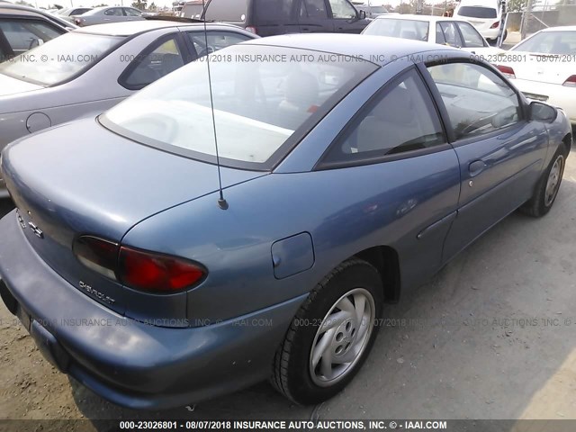 1G1JC1240WM112664 - 1998 CHEVROLET CAVALIER RS BLUE photo 4