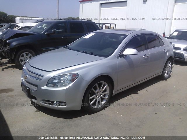 1G1ZG5E73CF305606 - 2012 CHEVROLET MALIBU LTZ 银色 照片 2