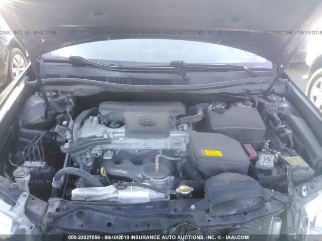 4T1BF1FK8CU631027 - 2012 TOYOTA CAMRY SE/LE/XLE შავი ფოტო 10