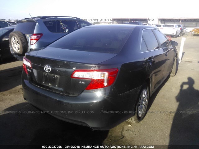 4T1BF1FK8CU631027 - 2012 TOYOTA CAMRY SE/LE/XLE შავი ფოტო 4