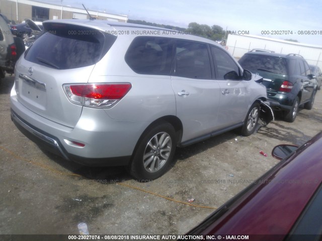 5N1AR2MN3EC671126 - 2014 NISSAN PATHFINDER S/SV/SL/PLATINUM SILVER photo 4