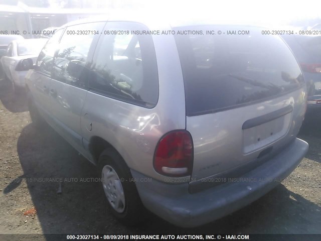 2B4GP45R3TR637870 - 1996 DODGE CARAVAN SE/SPORT SILVER photo 3