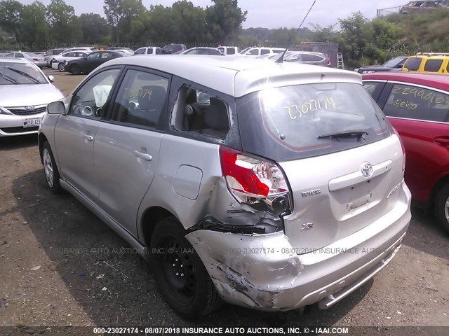 2T1KR32E94C167445 - 2004 TOYOTA COROLLA MATRIX XR SILVER photo 3