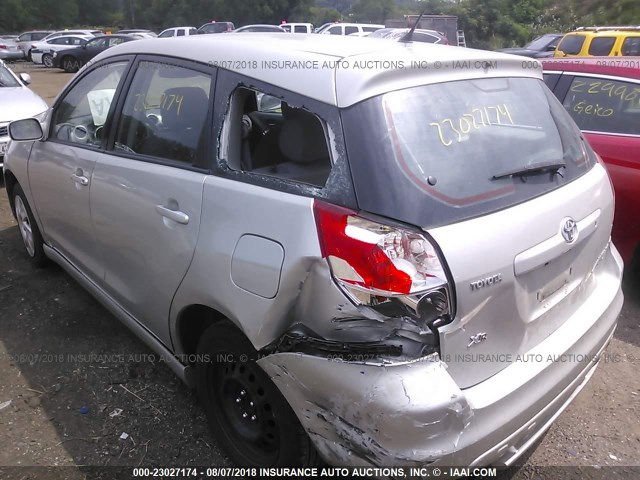 2T1KR32E94C167445 - 2004 TOYOTA COROLLA MATRIX XR SILVER photo 6