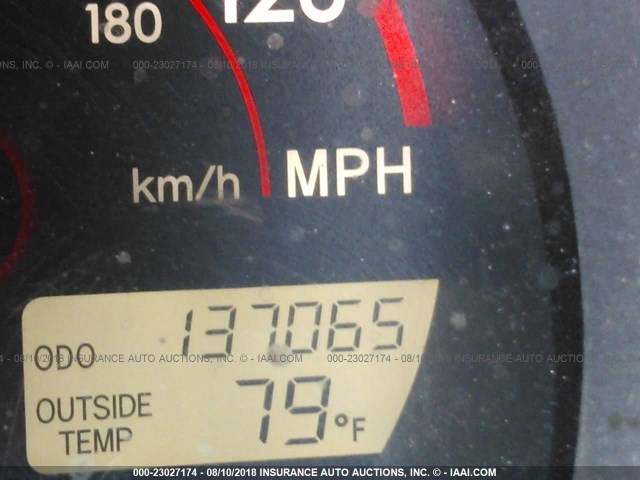 2T1KR32E94C167445 - 2004 TOYOTA COROLLA MATRIX XR SILVER photo 7