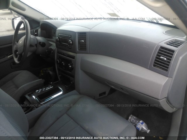 1J4GR48K46C167898 - 2006 JEEP GRAND CHEROKEE LAREDO/COLUMBIA/FREEDOM 白色 照片 5