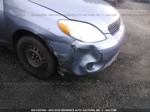 2T1KR32E25C410904 - 2005 TOYOTA COROLLA MATRIX XR BLUE photo 6