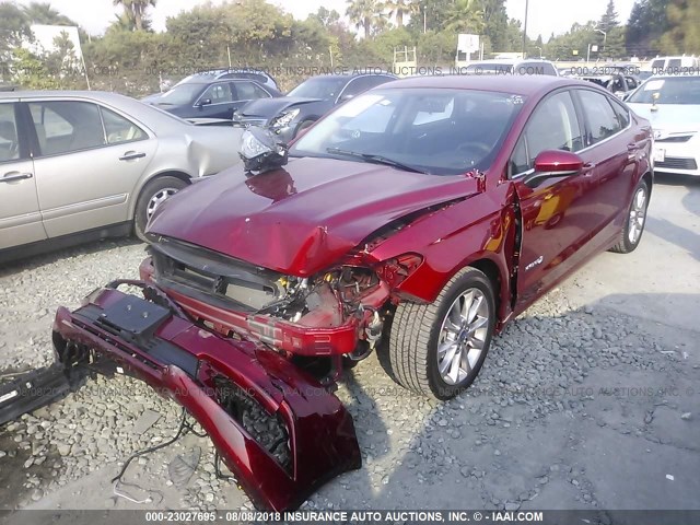 3FA6P0LU3HR416727 - 2017 FORD FUSION SE HYBRID RED photo 2