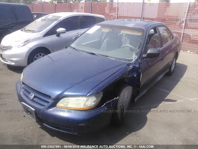 1HGCF86682A038077 - 2002 HONDA ACCORD VALUE BLUE photo 2