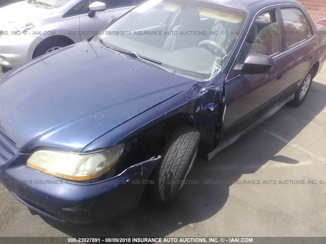 1HGCF86682A038077 - 2002 HONDA ACCORD VALUE BLUE photo 6