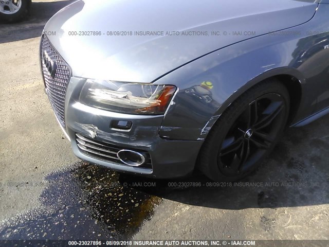 WAURV78T09A006109 - 2009 AUDI S5 QUATTRO GRAY photo 6