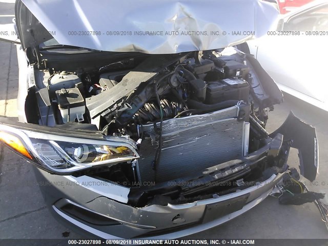 5NPE24AF5HH451496 - 2017 HYUNDAI SONATA SE SILVER photo 6