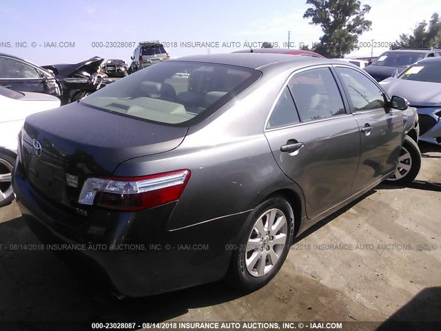 JTNBB46K983048153 - 2008 TOYOTA CAMRY HYBRID GRAY photo 4